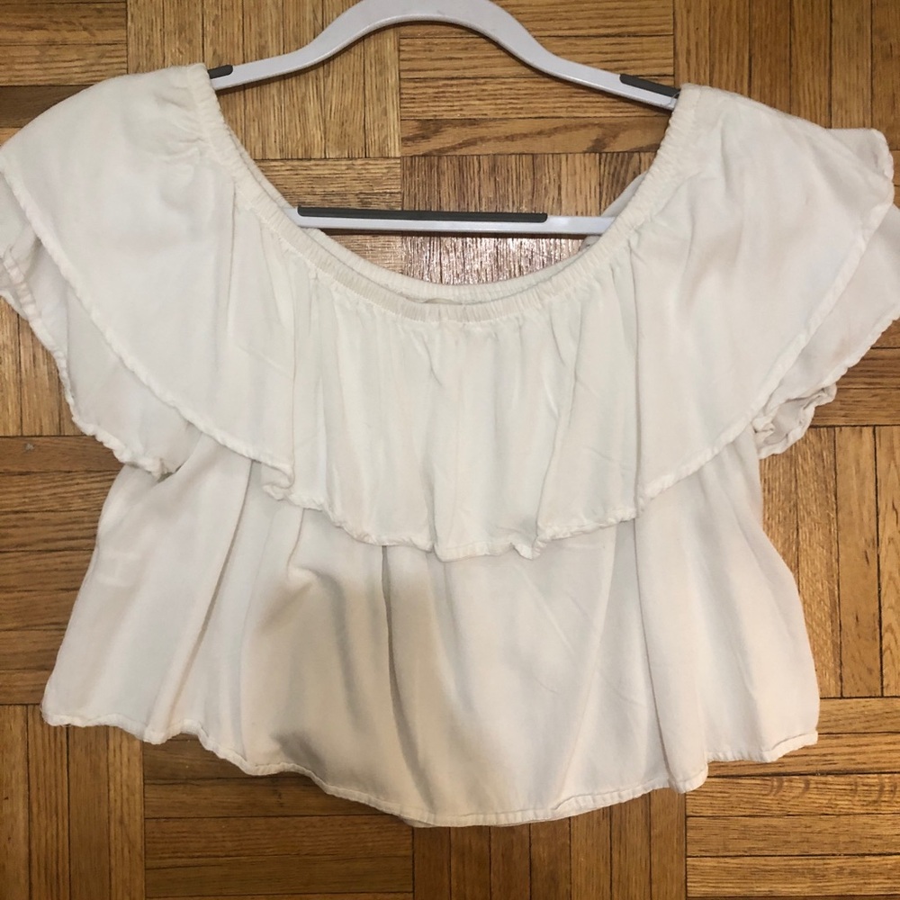Heart Hips White Off-Shoulder Ruffle Top - Picture 2 of 5